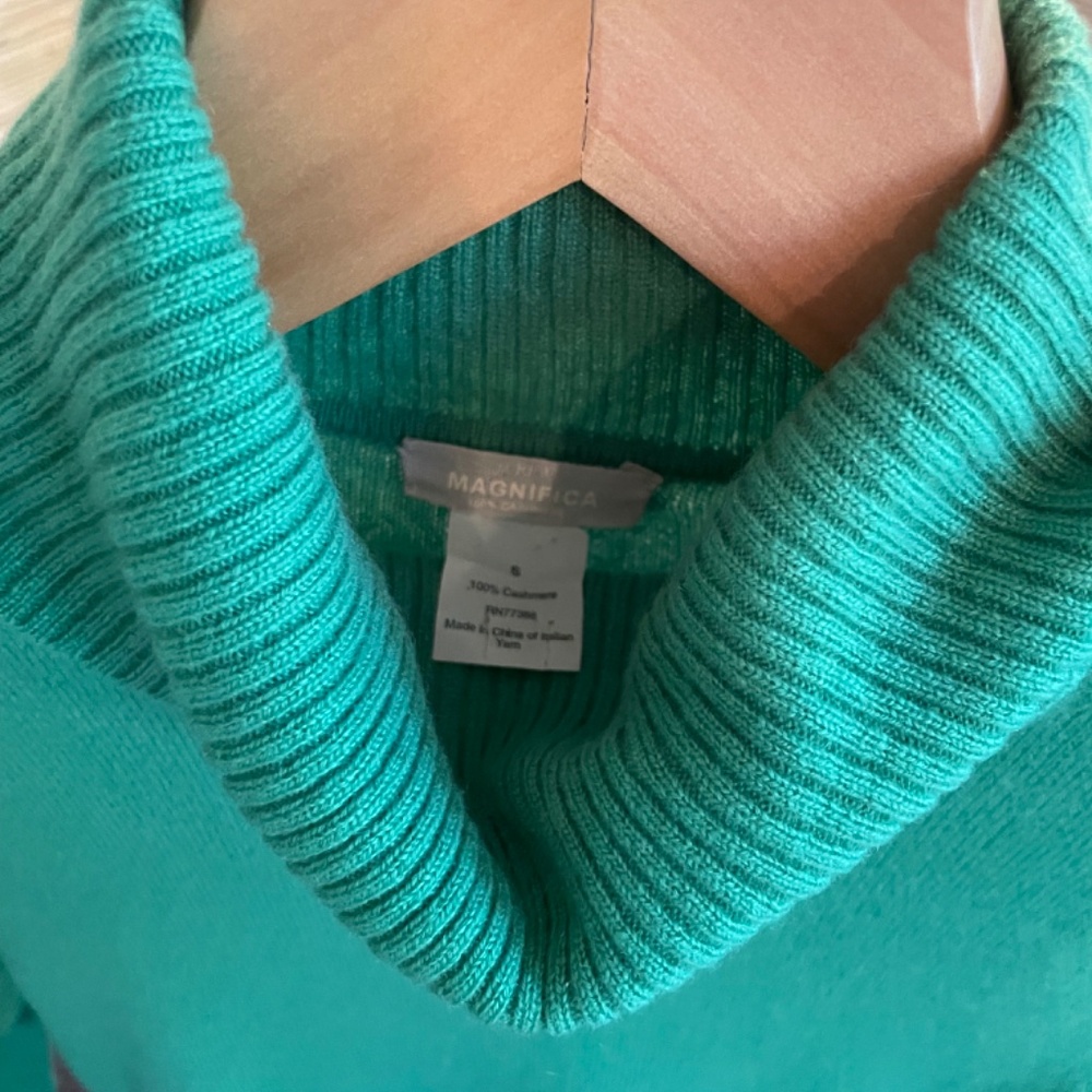 J. Crew Green Cashmere Turtleneck Sweater - Picture 2 of 6